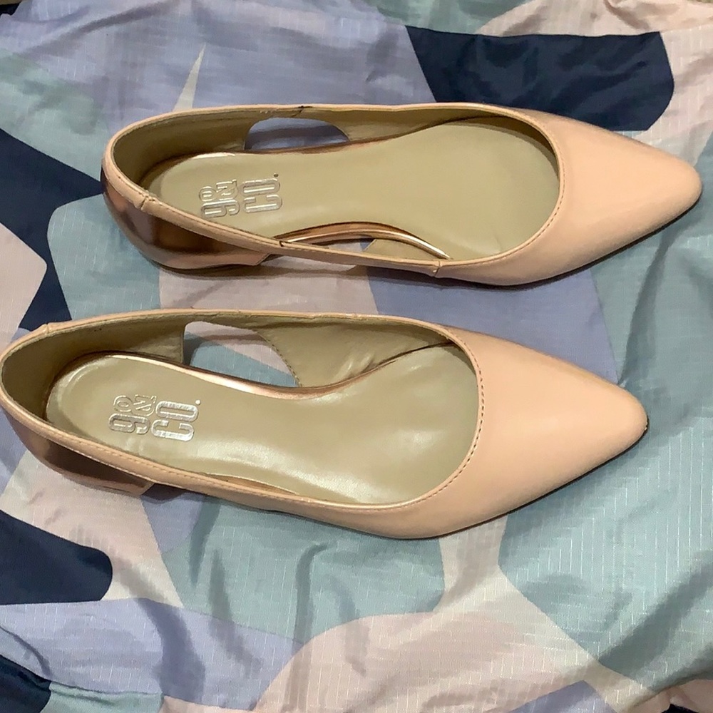 9&Co pointed toe flats with cutouts.